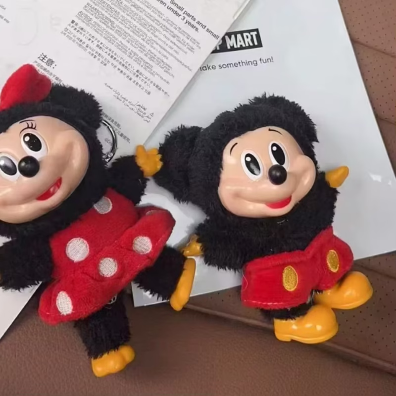Anime Figure Collectible Desktop Friends Gifts: Mickey Family Adorable Together Keychain Series Blind Box Model Decoration - Image 4