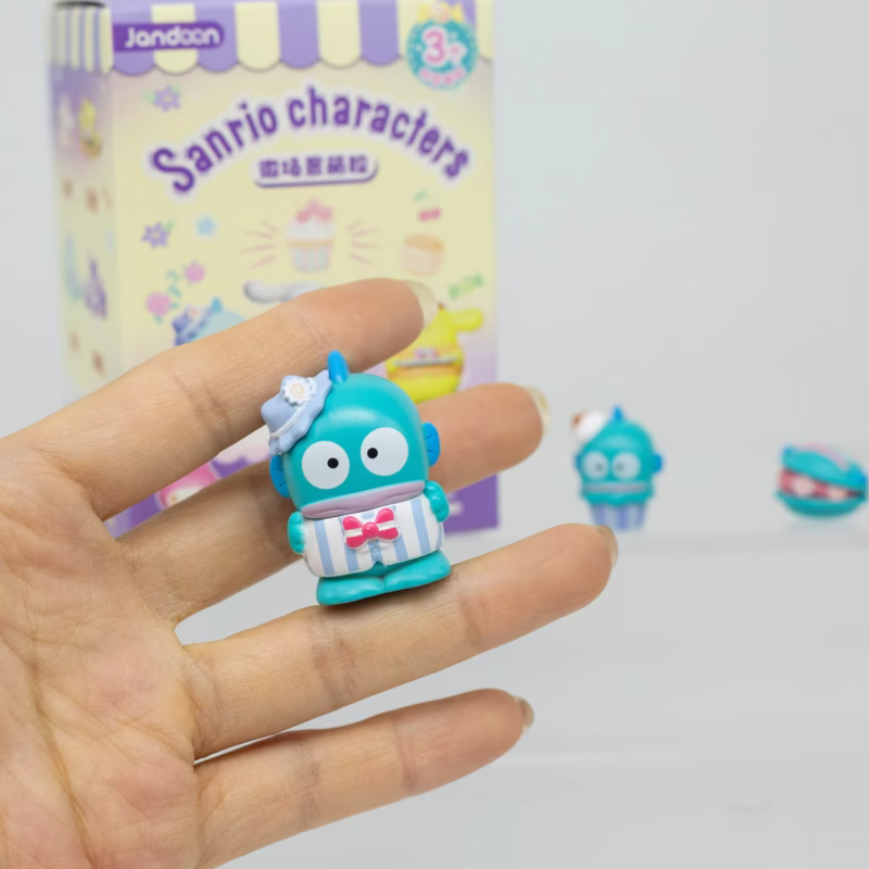 Blind Box of Sanrio Characters Kuromi My Melody Miniature Scene Figurines with Cinnamoroll and Hello Kitty Gifts, Toys, and Desktop Décor for Kids - Image 2