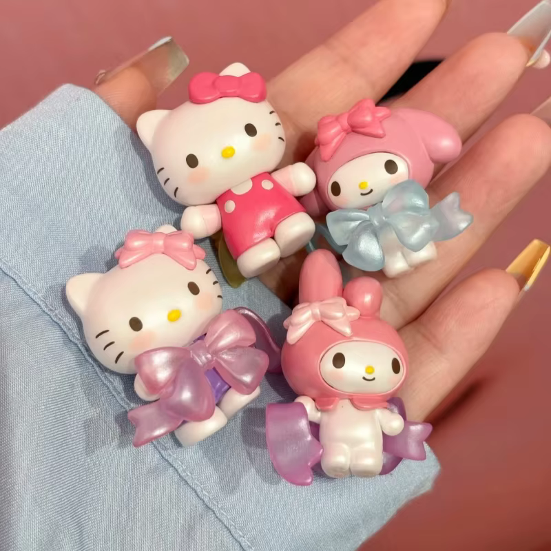 Charming blind box gift display of the Sanrio Love Bowknot Series collection of stylish feminine miniatures for your collection - Image 4